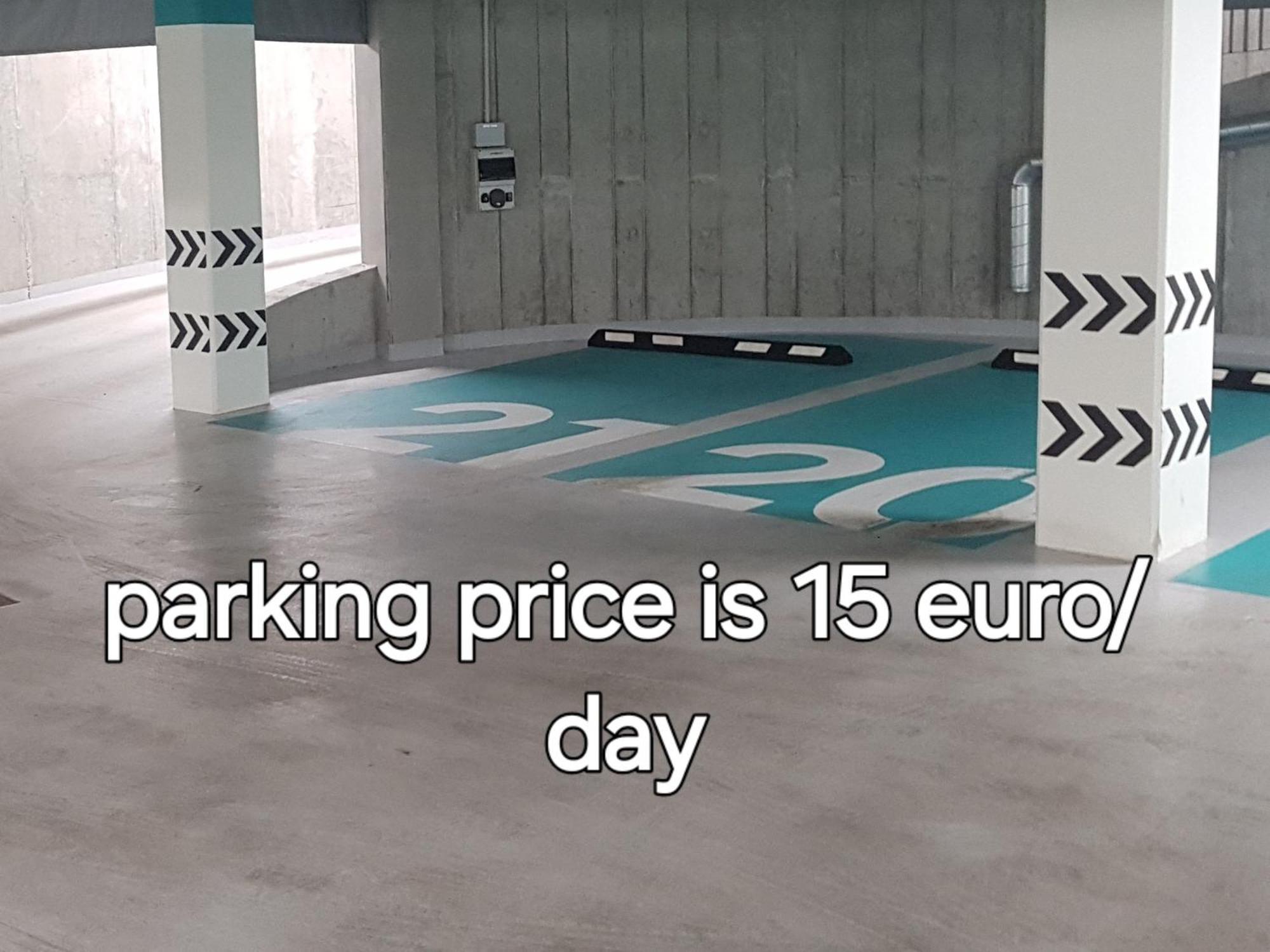 Happy Inn Egle, Self Check-In-24-7, A-C, Parking-In-The-Underground-Garage VNO Exterior foto